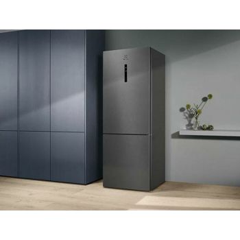 HLADNJAK ELECTROLUX LNT6ME46X3