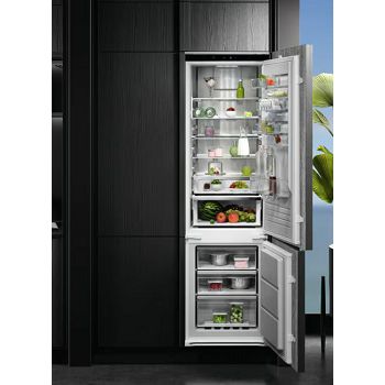 HLADNJAK AEG TSC8M191CS UGRADBENI 