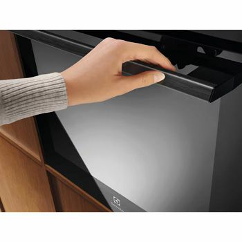 PEĆNICA ELECTROLUX LOC9P3XZ 